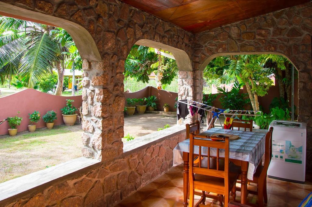 Seashell Self Catering Villa Grand Anse  Ruang foto