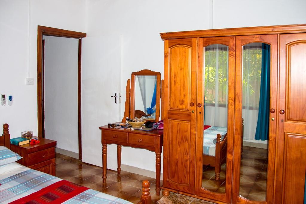Seashell Self Catering Villa Grand Anse  Ruang foto