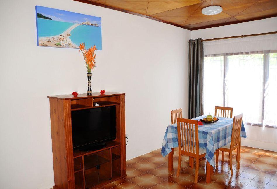 Seashell Self Catering Villa Grand Anse  Ruang foto